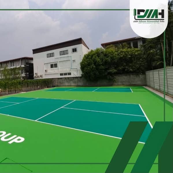 สนามพิคเคิลบอลอะคริลิกโทนเขียว Jula’s Herb ลาดพร้าว กรุงเทพฯ
